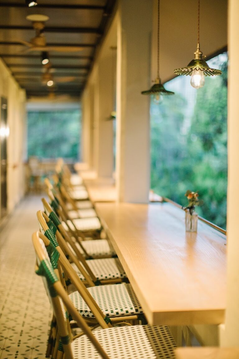 Le Jardin: Café | Pets friendly | Fort canning | Tree Tunnel | Events Space | Flowers | Coffee